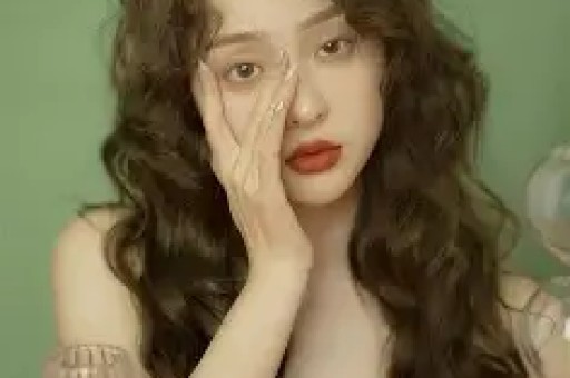 331剧榜顶流对打、黑马逆袭、争议翻车这才是国剧疯批现场！